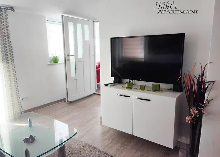 Kiki's 아파트 파자나