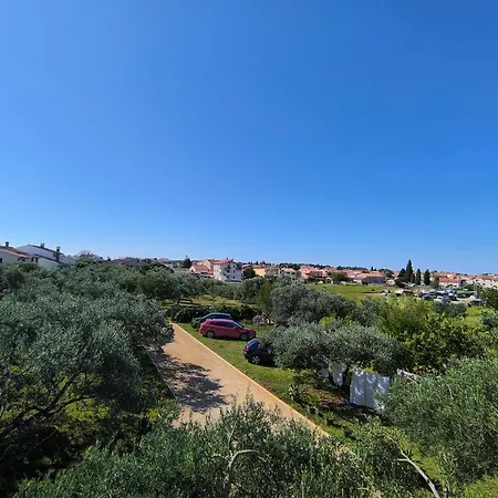 Appartement Kiki's - Fažana