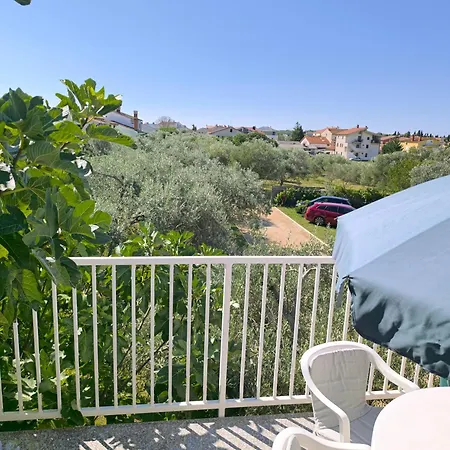 Kiki's - Appartement Fažana